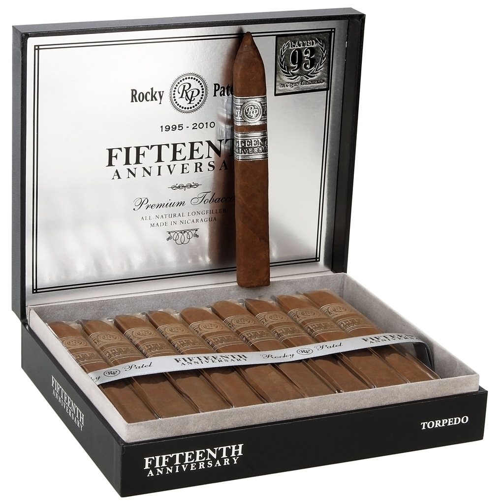 Rocky Patel 15th Anniversary Torpedo 6"1/8 * 52
